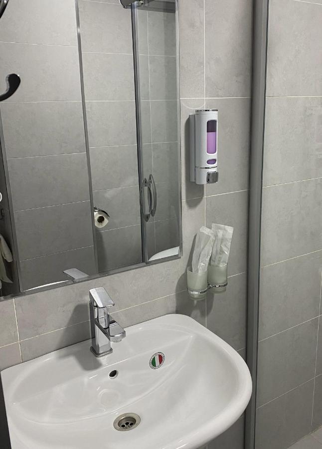 Vatan Plaza Hotel Tasken Kültér fotó